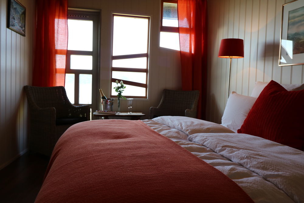 Brekkestranda Fjordhotel 3*