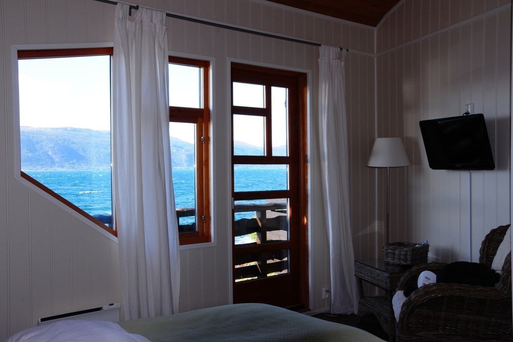 Brekkestranda Fjordhotel Hotel 3*