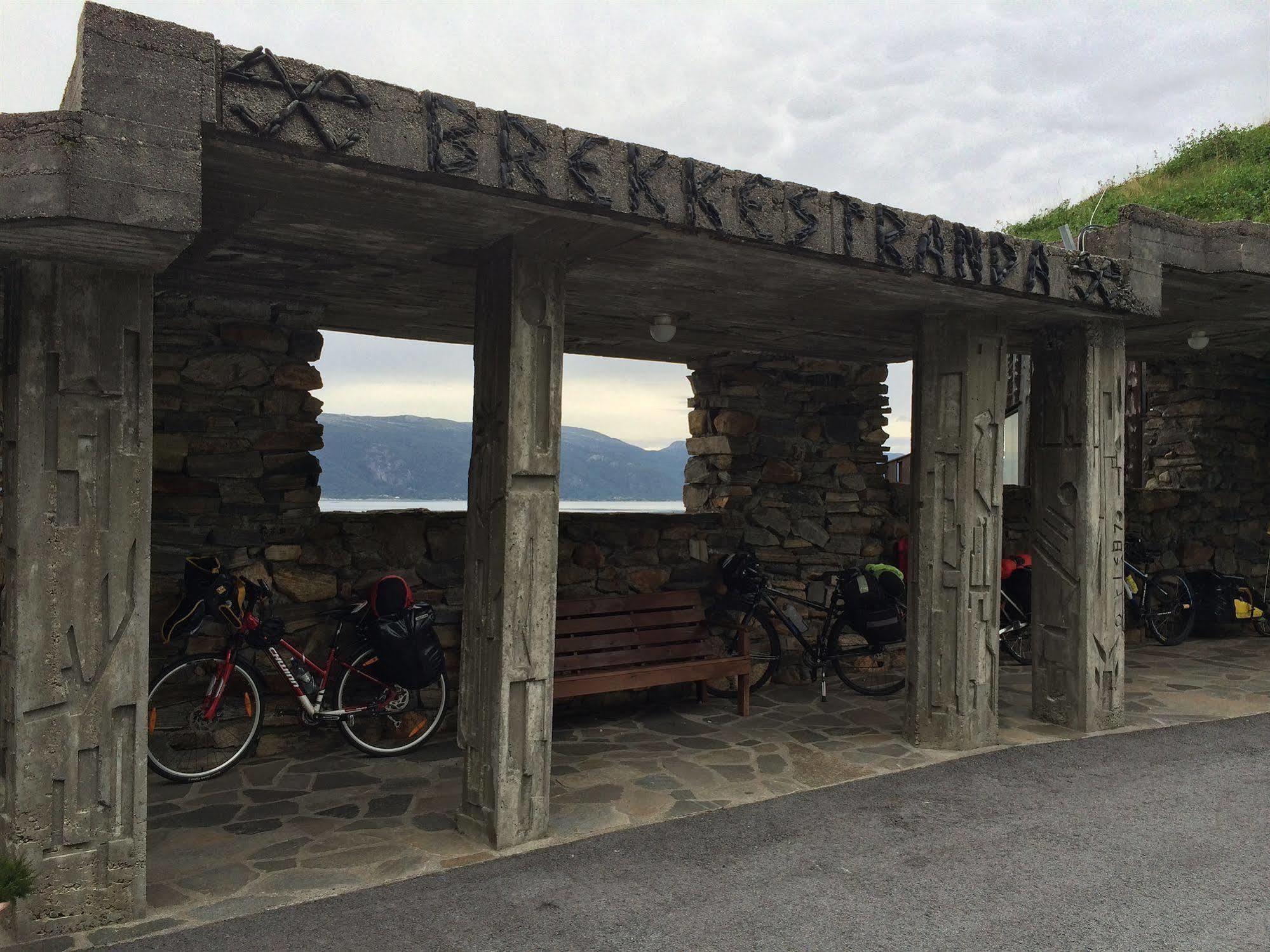 Brekkestranda Fjordhotel Hotel Brekke (Sogn og Fjordane)