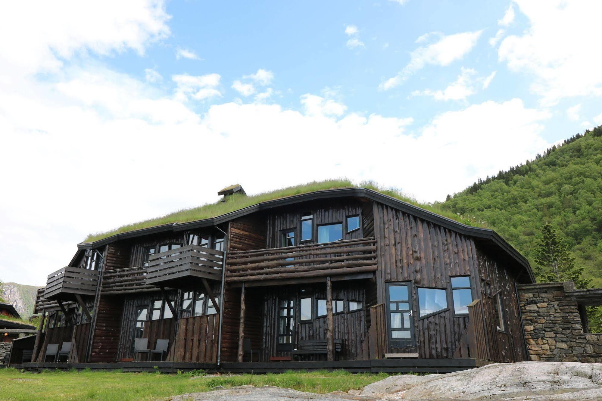Hotel Brekkestranda Fjordhotel 3*