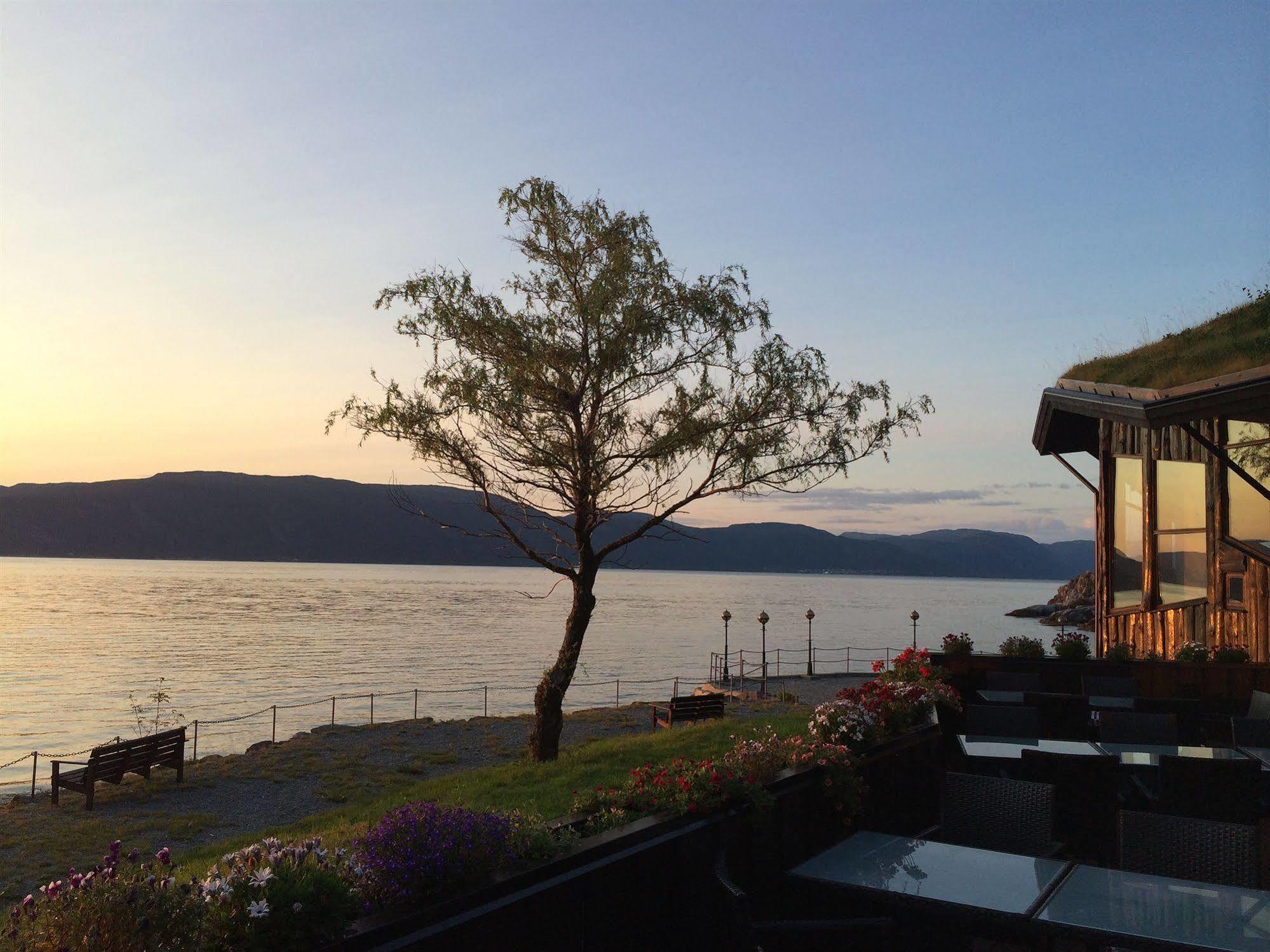 Brekkestranda Fjordhotel Hotel Brekke (Sogn og Fjordane)